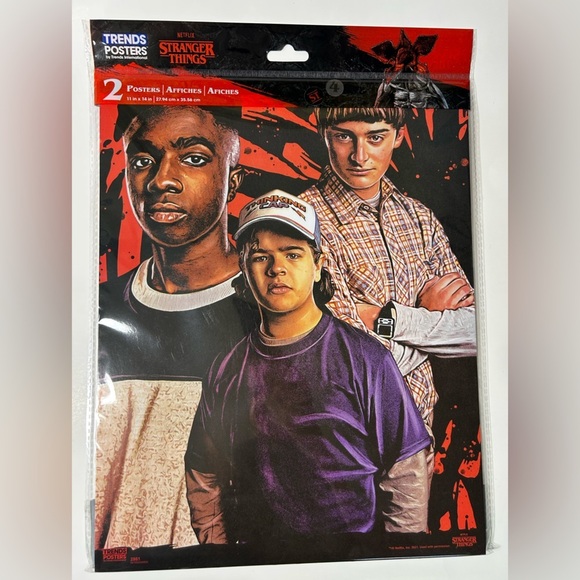 Strangers Things - 2  11” x 14” Posters - NWT 🙃 - Picture 3 of 4